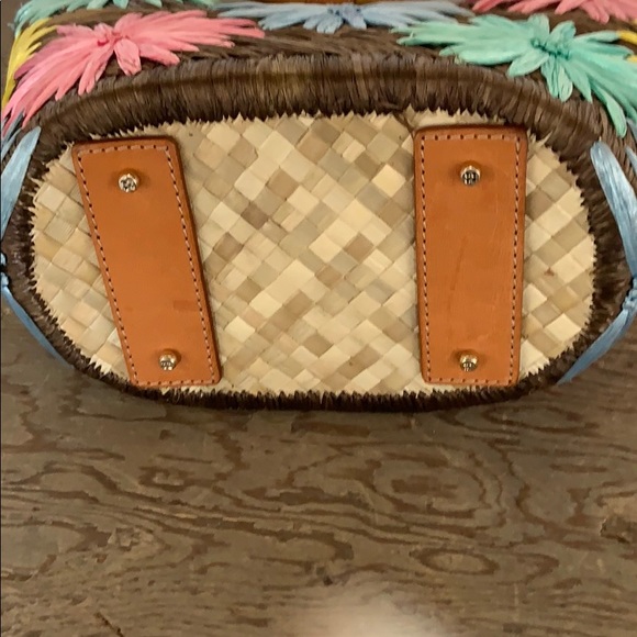 Kate Spade Summer purse - Picture 3 of 3